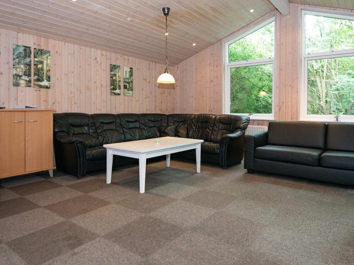 20 Person Holiday Home In Herning Eksteriør bilde